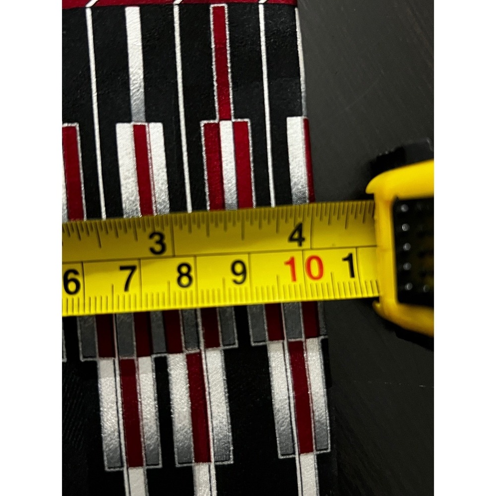 Ferracci Mens Silk Tie Red Black Silver Geometric Piano Key Music Theme USA Made - Picture 6 of 7